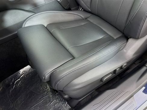 New 2025 Subaru Outback Touring XT image 19