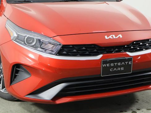 Used 2024 Kia Forte LXS image 39