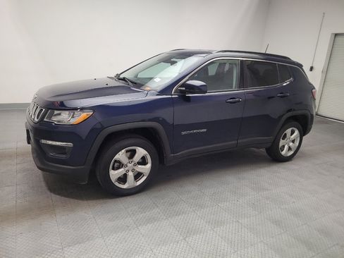Used 2021 Jeep Compass Latitude AWD/4WD image 2