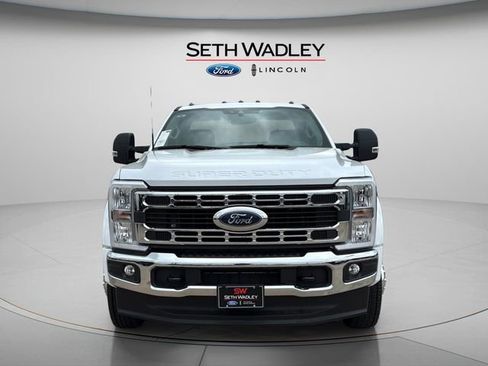Used 2026 Ford F450 XLT w/ FX4 Off-Road Package AWD/4WD image 2