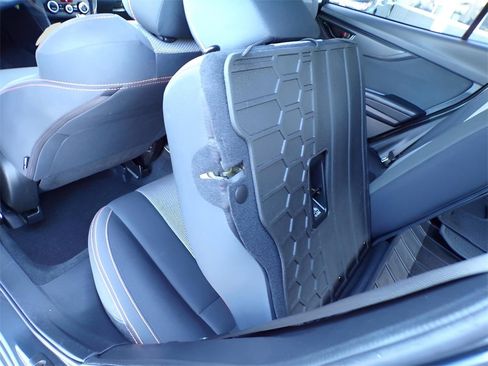 Used 2023 Subaru Crosstrek 2.0i Premium image 14