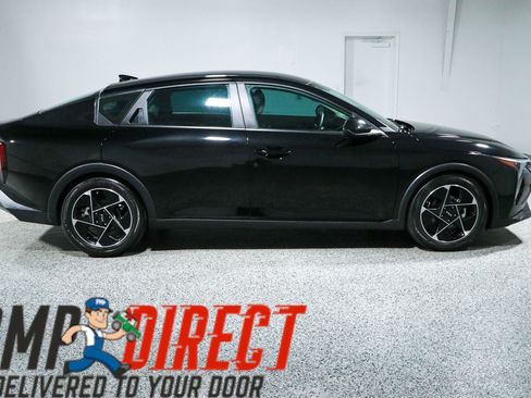 Used 2025 Kia K4 FWD image 6