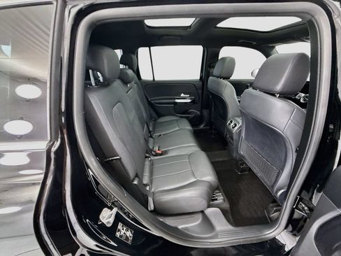 Used 2023 Mercedes-Benz GLB 250 image 21