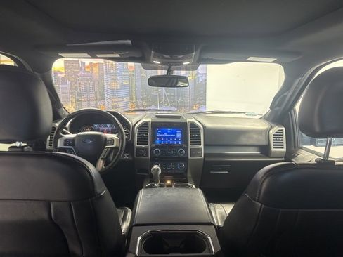 Used 2016 Ford F150 Lariat image 16