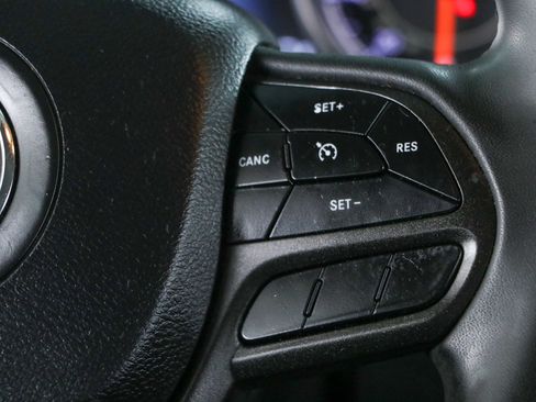 Used 2020 Jeep Cherokee Trailhawk w/ Trailer Tow Group AWD/4WD image 14