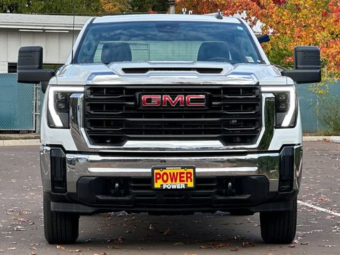 Used 2024 GMC Sierra 2500 Pro image 9