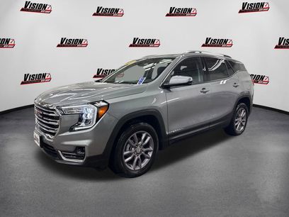 Used 2024 GMC Terrain SLT