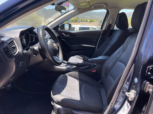 Used 2016 MAZDA MAZDA3 i Sport w/ Preferred Equipment Package FWD image 14