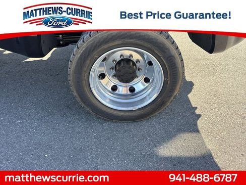 New 2026 Ford F450 Platinum w/ FX4 Off-Road Package image 16