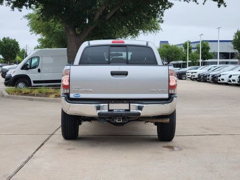 Used 2015 Toyota Tacoma 4x4 Double Cab w/ SR5 Package image 6