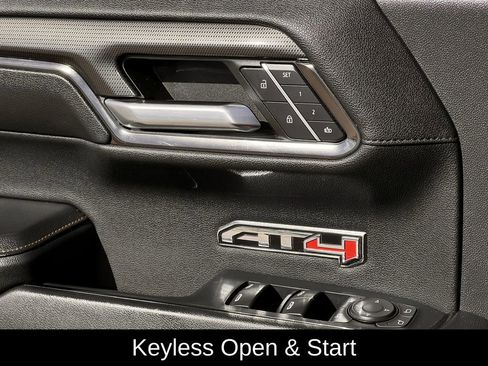 Used 2024 GMC Sierra 1500 AT4 w/ Technology Package image 26