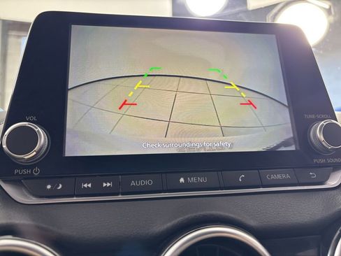 Used 2022 Nissan Sentra SV w/ Trunk Package image 26