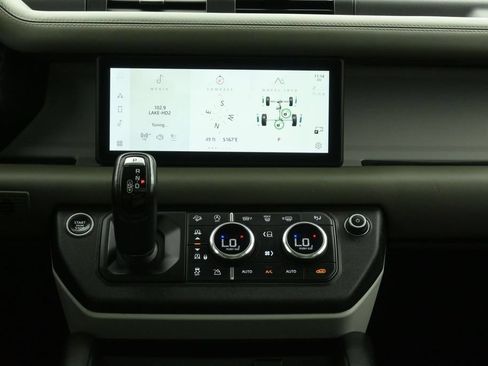 Used 2020 Land Rover Defender 110 HSE AWD/4WD image 30