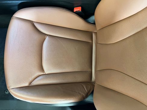 Used 2022 Audi Q8 Premium Plus image 24