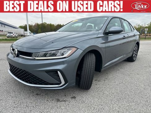 Used 2025 Volkswagen Jetta S FWD image 8