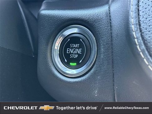 Used 2023 Chevrolet Suburban Premier image 26