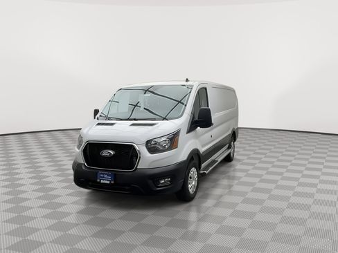 Certified 2025 Ford Transit 250 Low Roof w/ Exterior Upgrade Package RWD image 25