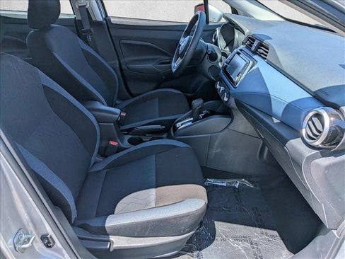 Used 2025 Nissan Versa SV FWD image 26