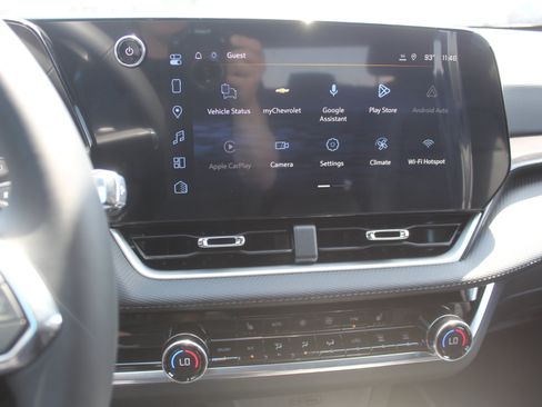 New 2027 Chevrolet Equinox LT w/ Convenience Package II AWD/4WD image 12
