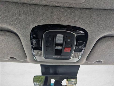 Used 2023 Hyundai Palisade Limited FWD image 21