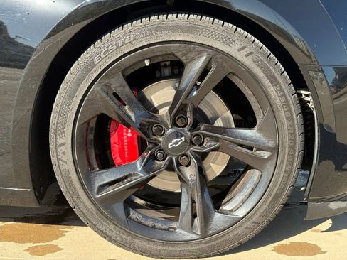 Used 2020 Chevrolet Camaro SS image 10