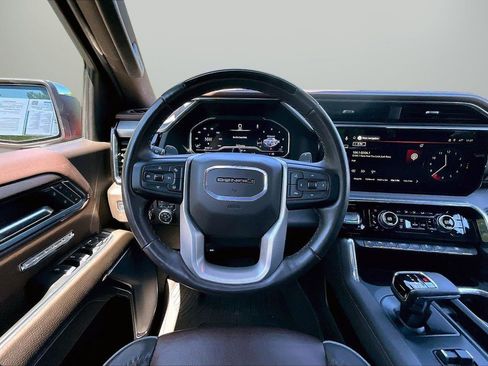 Used 2024 GMC Sierra 1500 Denali AWD/4WD image 11