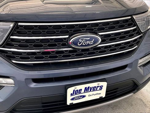Used 2021 Ford Explorer XLT w/ Equipment Group 202A image 30