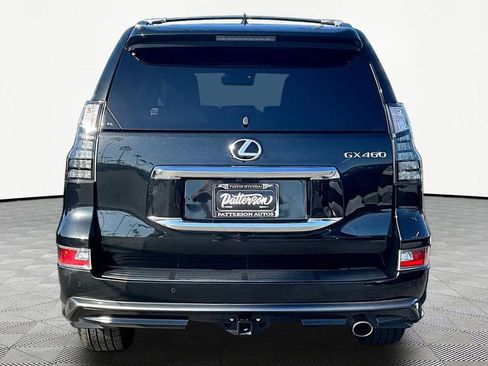 Used 2023 Lexus GX 460 Premium w/ Accessory Package AWD/4WD image 4