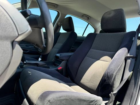 Used 2009 Honda Accord LX-P image 10
