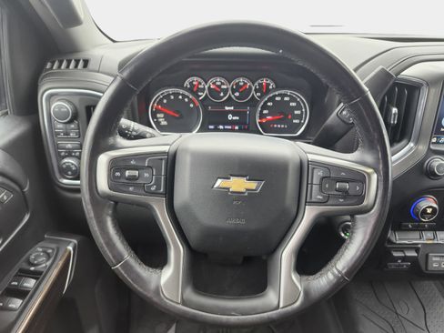 Used 2021 Chevrolet Silverado 1500 LT w/ Convenience Package II image 9