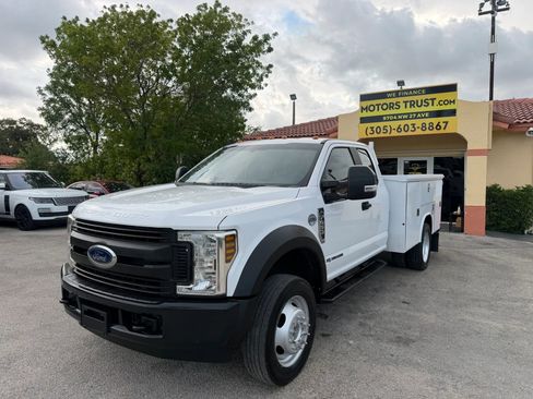 Used 2019 Ford F450 XL w/ Power Equipment Group RWD image 3