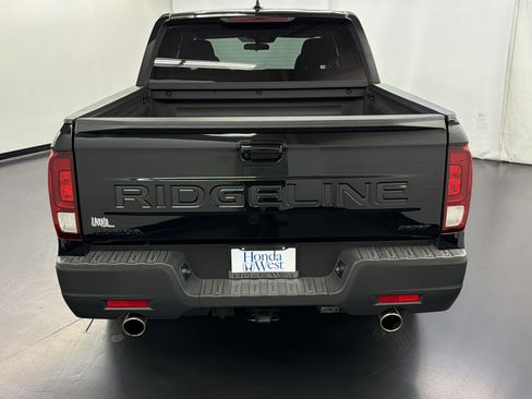 Certified 2024 Honda Ridgeline Sport image 10