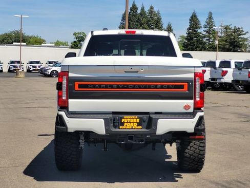 New 2026 Ford F250 Lariat w/ Black Appearance Package AWD/4WD image 5