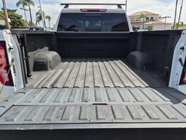 Used 2025 GMC Sierra 1500 Elevation w/ Preferred Package AWD/4WD image 6