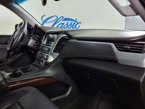 Used 2018 GMC Yukon XL SLT image 7