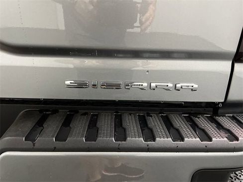 New 2026 GMC Sierra 2500 Denali w/ Denali Reserve Package image 33