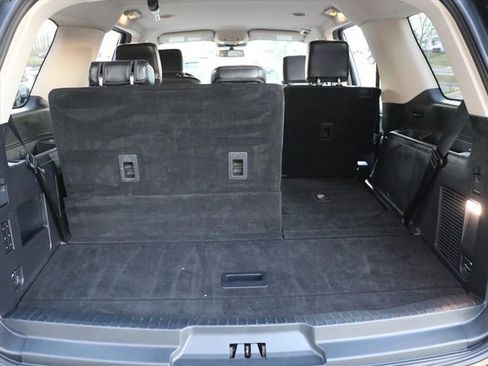 Used 2024 Ford Expedition XLT image 15