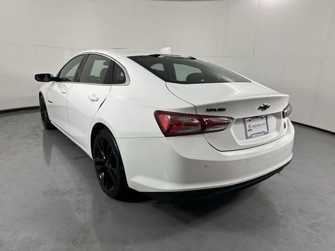 Used 2020 Chevrolet Malibu LT FWD image 32