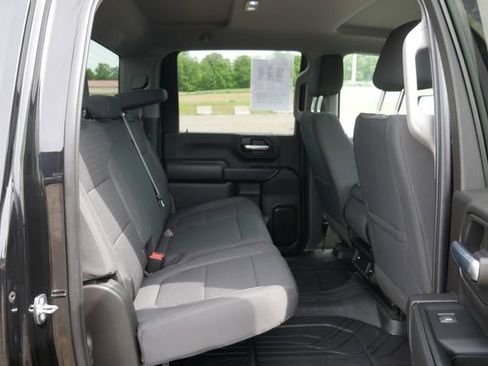 Used 2022 Chevrolet Silverado 2500 Custom w/ Custom Convenience Package AWD/4WD image 24