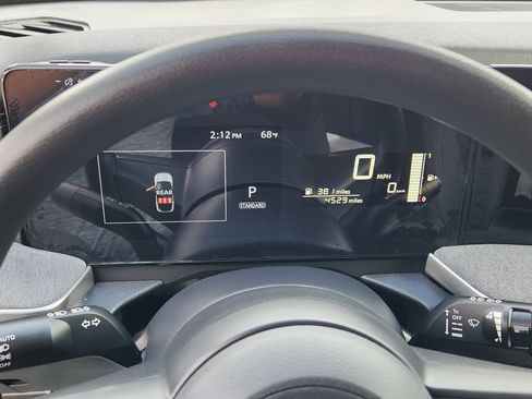 Certified 2025 Nissan Kicks SV image 18