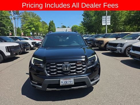 Used 2023 Honda Passport TrailSport image 5