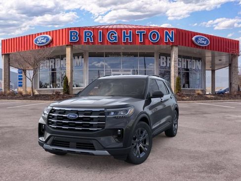 Used 2026 Ford Explorer Active w/ Active Comfort Package AWD/4WD image 4