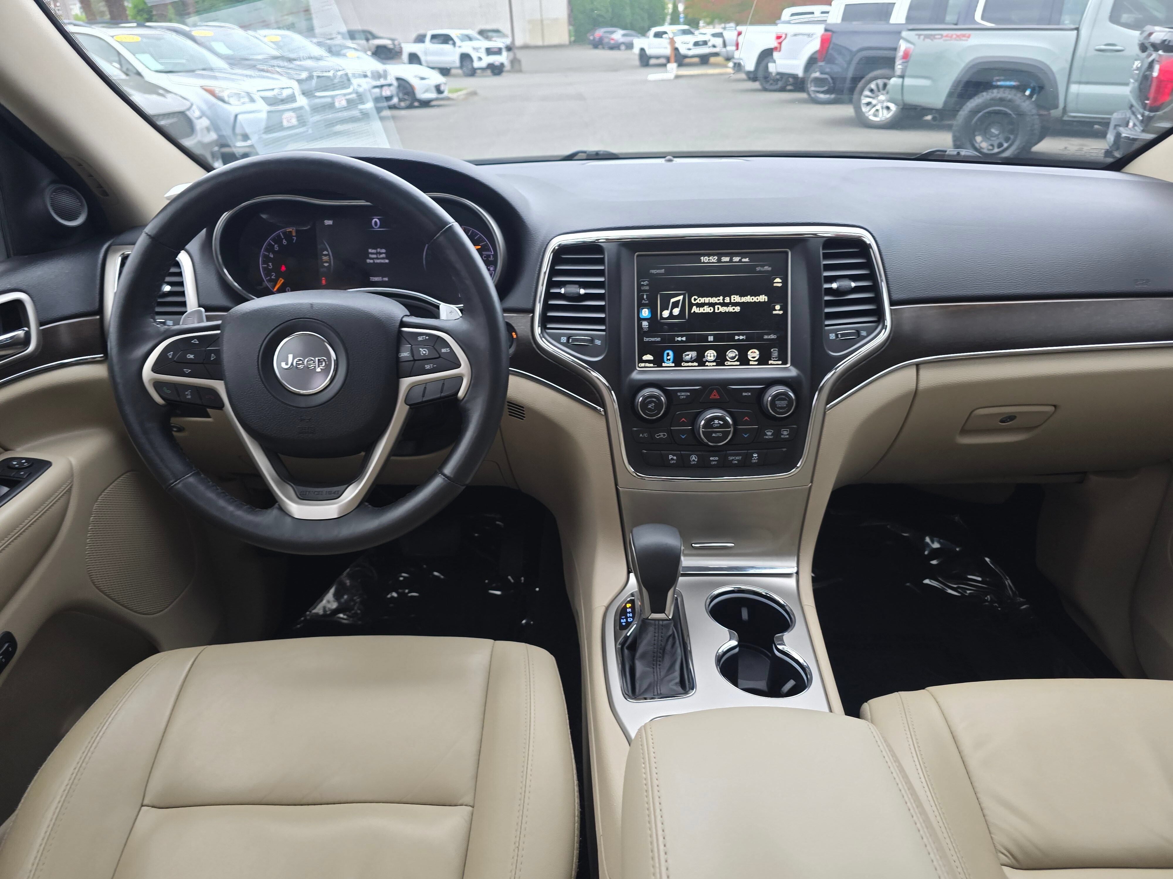 Used 2017 Jeep Grand Cherokee Limited AWD/4WD image 18