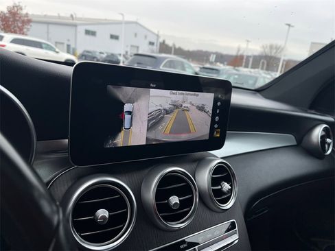 Certified 2022 Mercedes-Benz GLC 300 4MATIC image 24