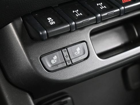 Used 2022 Chevrolet Colorado ZR2 image 26