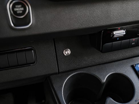 Used 2022 Mercedes-Benz Sprinter 2500 image 43