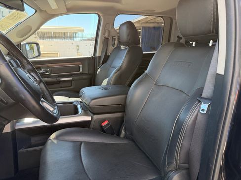 Used 2017 RAM 1500 Laramie w/ Convenience Group AWD/4WD image 14