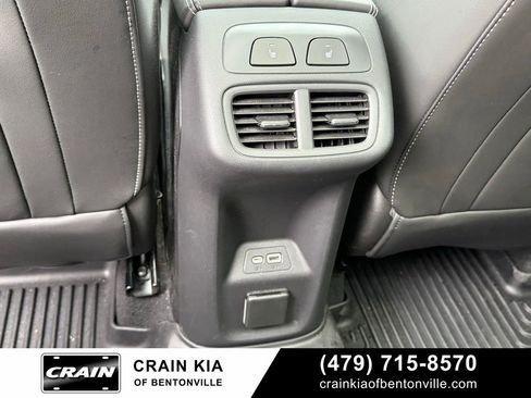 Used 2022 Buick Envision Avenir w/ Technology Package II FWD image 28