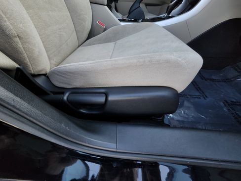 Used 2013 Honda Accord LX image 24