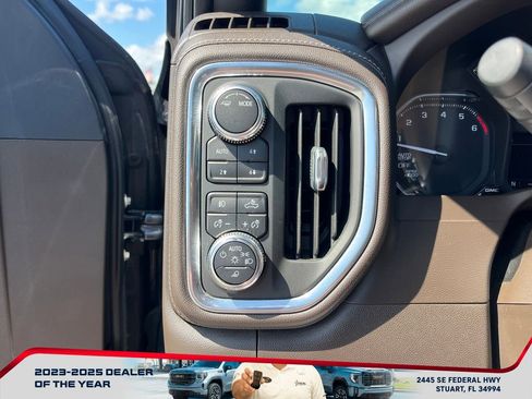 Used 2021 GMC Sierra 1500 SLT w/ SLT Premium Package image 25